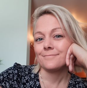 Meet your Posher, Nadia